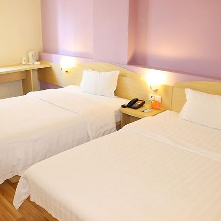 7Days Inn Chongqing Nanping Pedestrian Street Exterior foto
