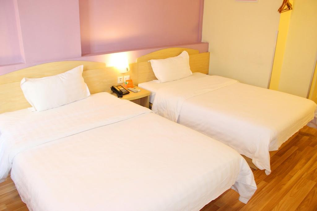 7Days Inn Chongqing Nanping Pedestrian Street Exterior foto